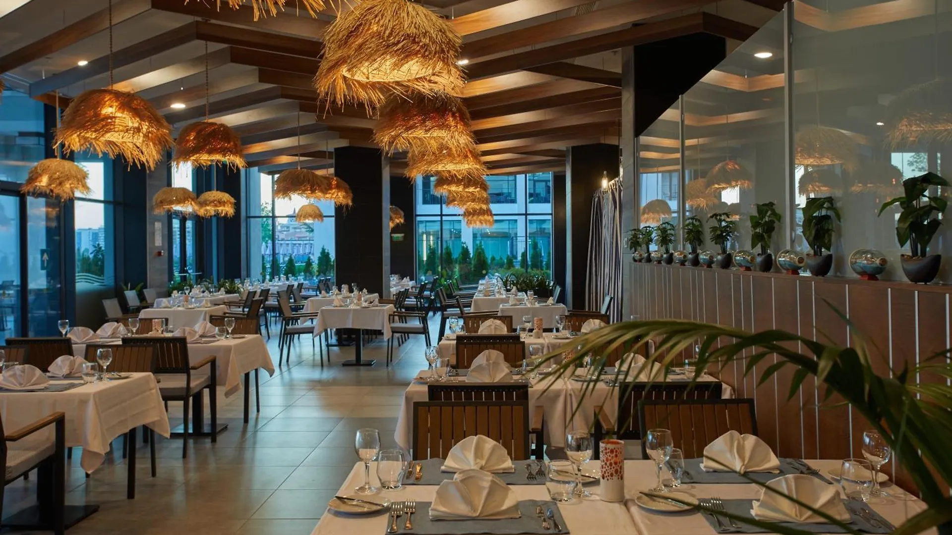 Secrets Sunny Beach Resort & Spa (Adults Only) Szálloda
