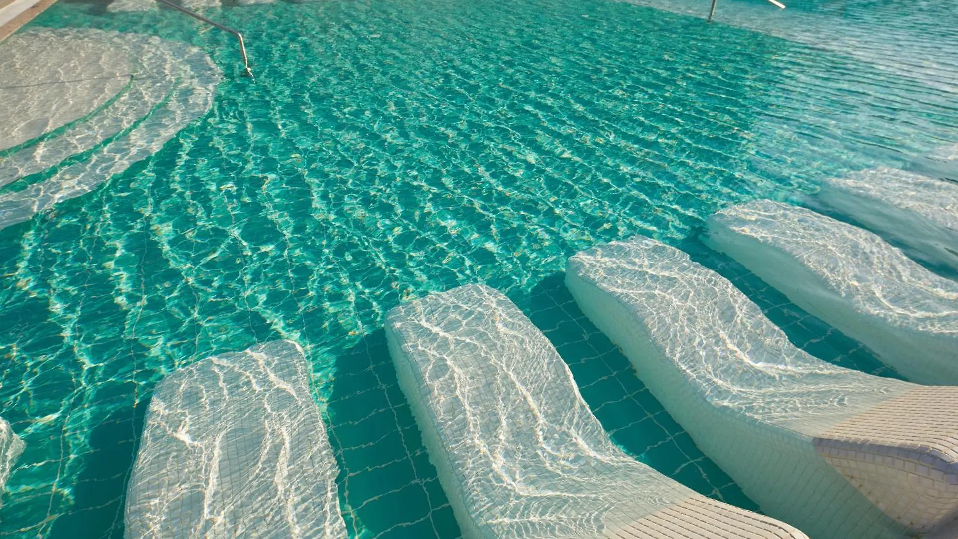 Secrets Sunny Beach Resort & Spa (Adults Only)